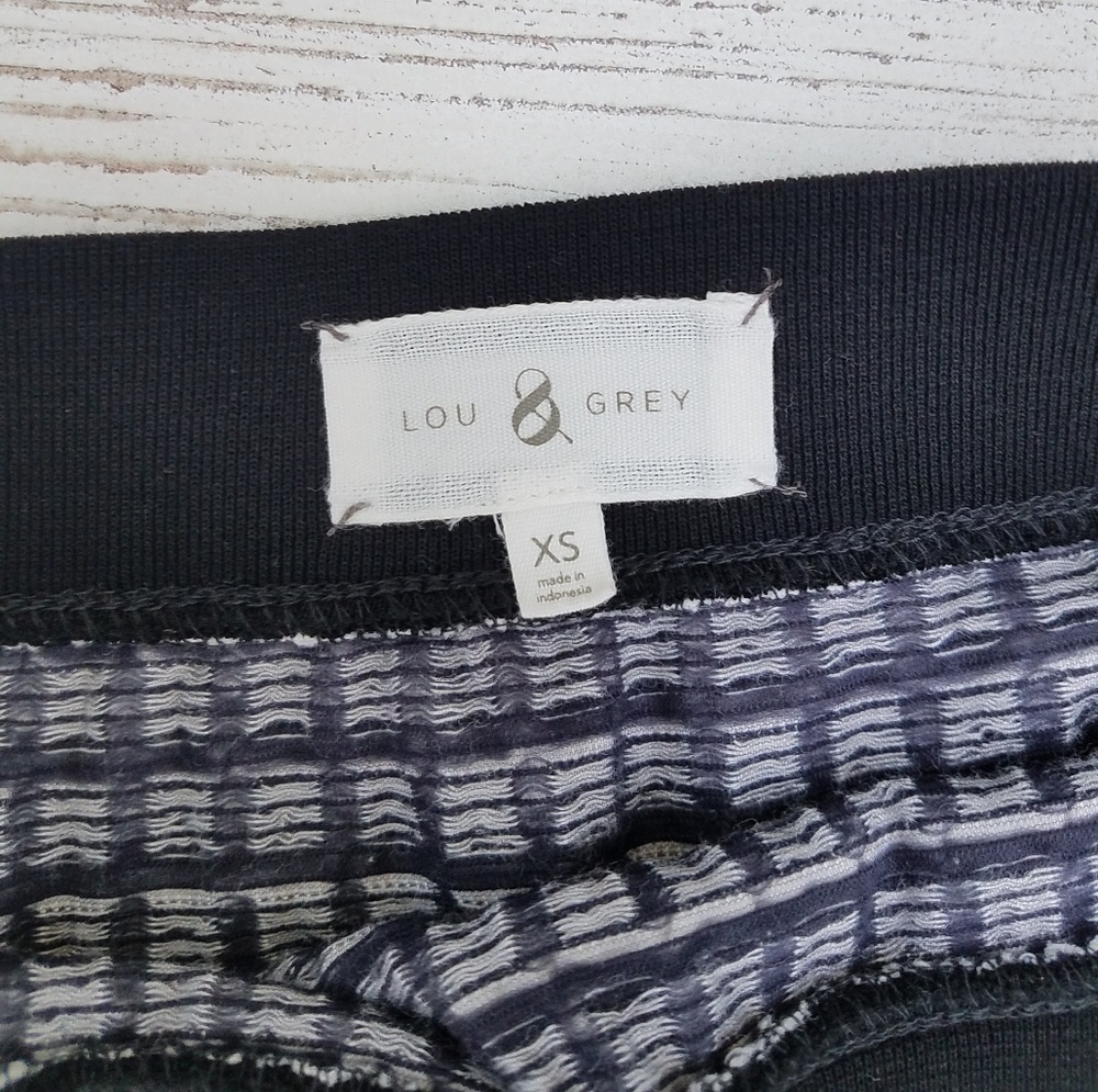 3/$20 🛍 Lou & Grey Checked Mini Skirt - Picture 3 of 3